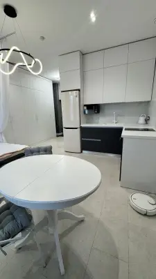 9-к квартира, 30.2 м², продажа